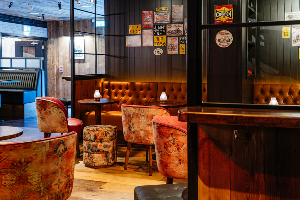 Bar23, Westport